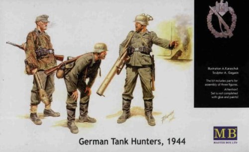 Przejdź do produktu MASTER BOX 3515 - 1:35 German Tank Hunters 1944