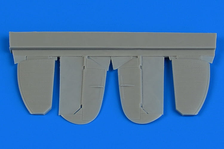 Przejdź do produktu AIRES 7351 - 1:72 Spitfire Mk.IX control surfaces (metal)