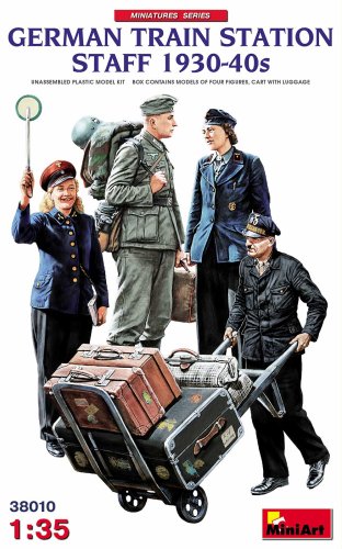 Przejdź do produktu MINIART 38010 - 1:35 German Train Station Staff 1930-40s