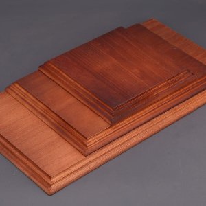 BORDER BD2222 - Podstawka do modeli drewniana 22 cm x 22 cm