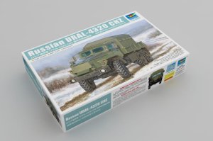 TRUMPETER 01071 - 1:35 Russian URAL-4320 CHZ