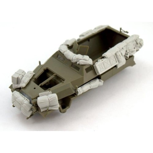 Przejdź do produktu PANZERART RE35-496 - 1:35 Stowage set for Sd.Kfz 251C