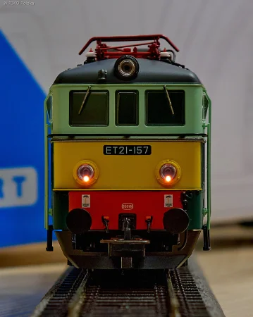33707_51600_pl5.jpg