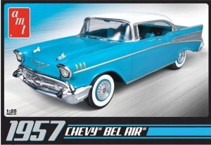 AMT 638 - 1:25 1957 Chevy Bel Air