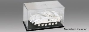 TRUMPETER 09818 - Gablotka na model, wymiary 111 x 61 x 63 mm