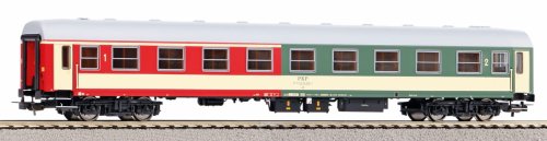 Przejdź do produktu PIKO 97617 H0 - Wagon osobowy 104Af AB PKP