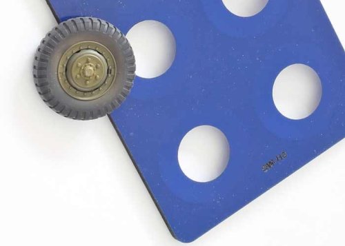 Przejdź do produktu QUICKWHEEL QW-110 - 1:35 M8 Greyhound, M20 - Tamiya