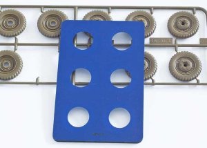 QUICKWHEEL QW-111 - 1:35 M8 Greyhound - Italeri