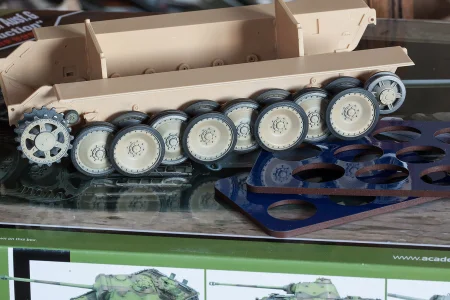 1-35-QuickWheel-QW-237-PzKpfwV-Panther-Academy-13523 a.jpg