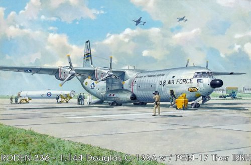 Przejdź do produktu RODEN 336 - 1:144 Douglas C-133A w / PGM-17 Thor IRBM