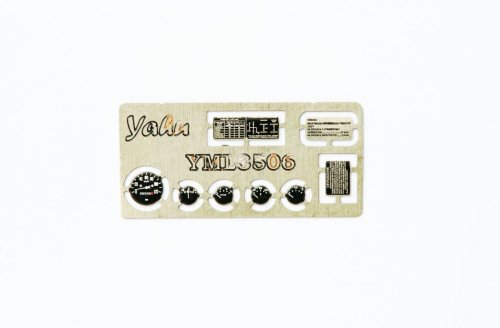 Przejdź do produktu YAHU YML3506 - 1:35 UAZ 469 (PL) tablica przyrządów