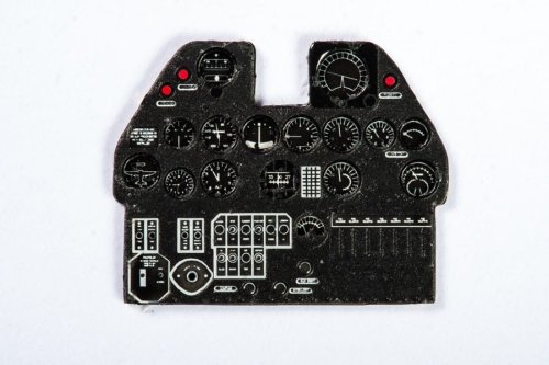 Przejdź do produktu YAHU YMA4814 - 1:48 Curtiss P-40 E/K tablica przyrządów