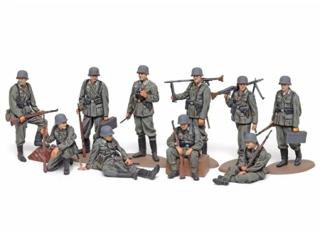 TAMIYA-32602-Wehrmacht Infantry (4).jpg