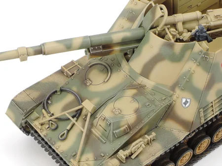 TAMIYA-32600-Nashorn (3).jpg