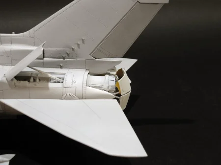 ITALERI-2517-Tornado ECR (9).jpeg