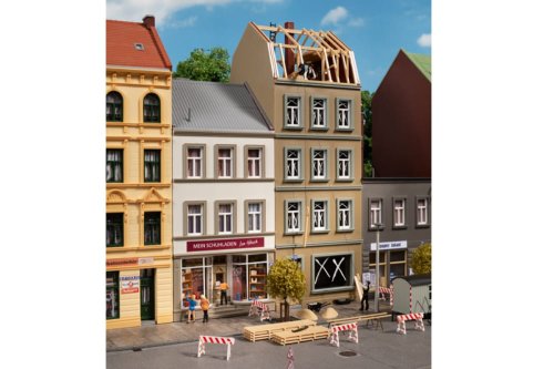 Przejdź do produktu AUHAGEN 11463 H0 - Kamienice przy Schmidtstrasse 31-33