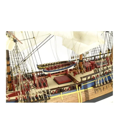 ARTESANIA LATINA-22520-HMS-Endeavour (6).jpg