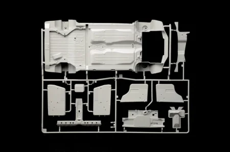 ITALERI-4709-Lancia-Delta-HF-integrale (15).jpeg