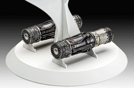 Revell-04967 (2).jpg