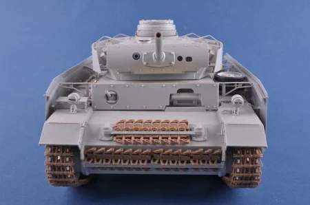 heller-30321-pzIII (11).jpg