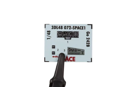 3dl48072_02_z3.jpg
