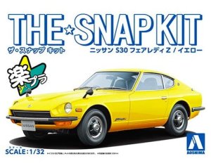 Aoshima 06257 - 1:32 Nissan S30 Fairlady Z Yellow Snapkit