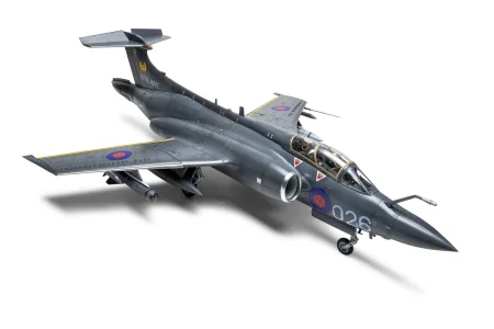 airfix-12012-buccaneer (6).jpg