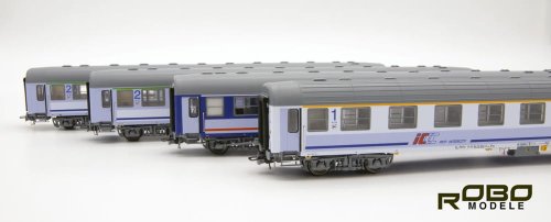 Przejdź do produktu Robo 200211 H0 - Zestaw 4 wagonów osobowych TLK Mazury z oświetleniem