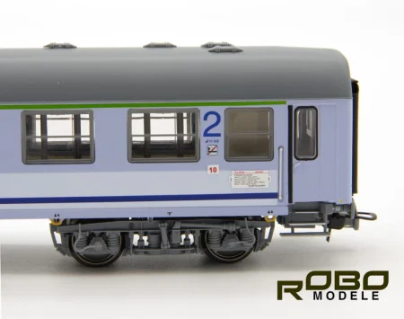 robo-200210-3d.jpg
