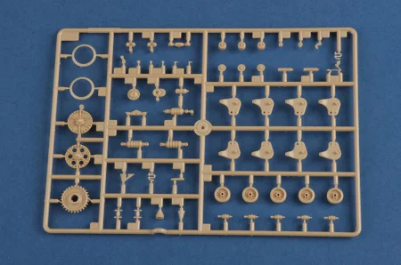 Hobby-Boss-83894 -French-R35-FCM-Turret (10).jpg