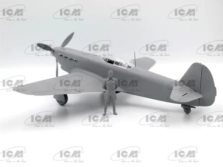 icm-32093-yak-9t-normandie-niemen (2).jpg