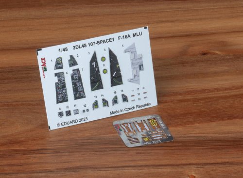 Przejdź do produktu Eduard 3DL48107 - 1:48 F-16A MLU Space 3D Decals + PE