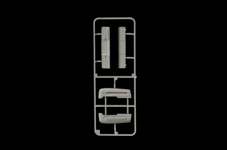 italeri-3679-Scania S770 (16).jpeg