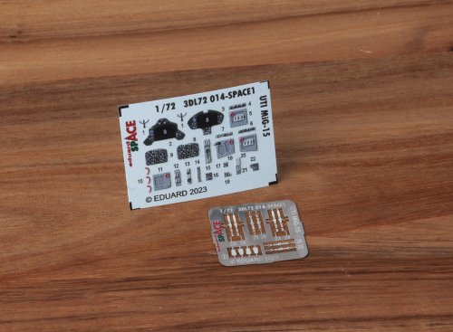 Przejdź do produktu Eduard 3DL72014 - 1:72 UTI MiG-15 Space 3D Decals + PE