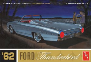 AMT 682 - 1:25 1962 Ford Thunderbird
