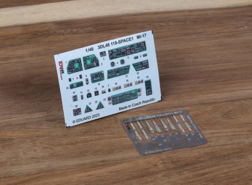 Przejdź do produktu Eduard 3DL48119 - 1:48 Mi-17 Space 3D Decals + PE