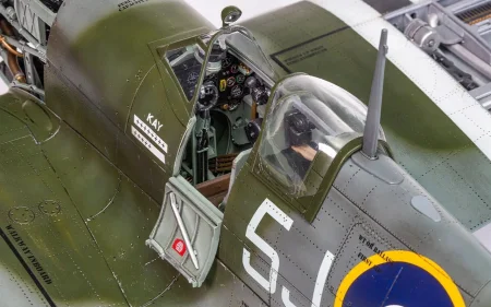 a17001_8.jpg