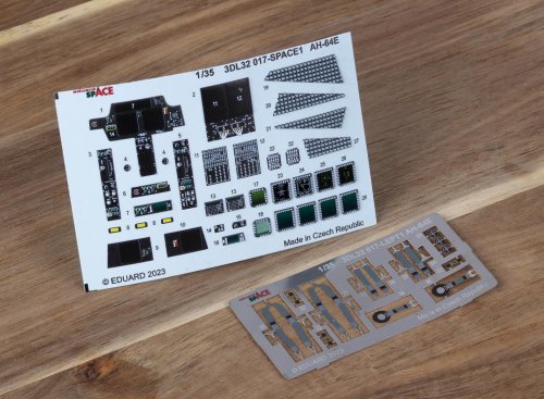 Przejdź do produktu Eduard 3DL32017 - 1:35 AH-64E Space 3D Decals + PE