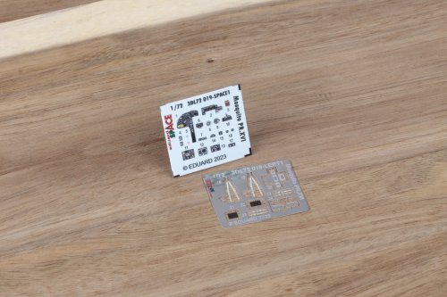 Przejdź do produktu Eduard 3DL72019 - 1:72 Mosquito PR.XVI Space 3D Decals + PE