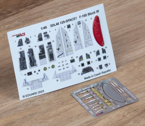 Przejdź do produktu Eduard 3DL48129 - 1:48 F-16D Block 30 Space 3D Decals + PE