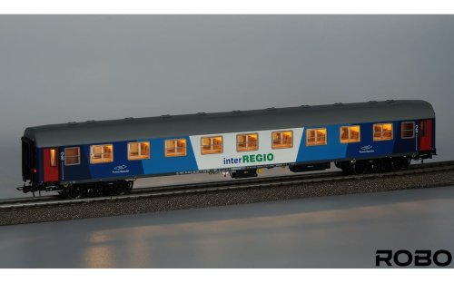Przejdź do produktu Robo 212851 H0 - Wagon osobowy typu 112Az 2.kl Przewozy Regionalne InterRegio Olsztyn z oświetleniem