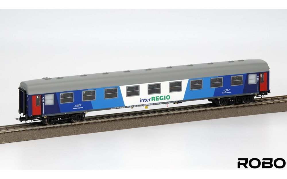 robo-212850-wagon-osobowy-przewozy-regionalne-interregio-2-kl-stacja-leszno.jpg