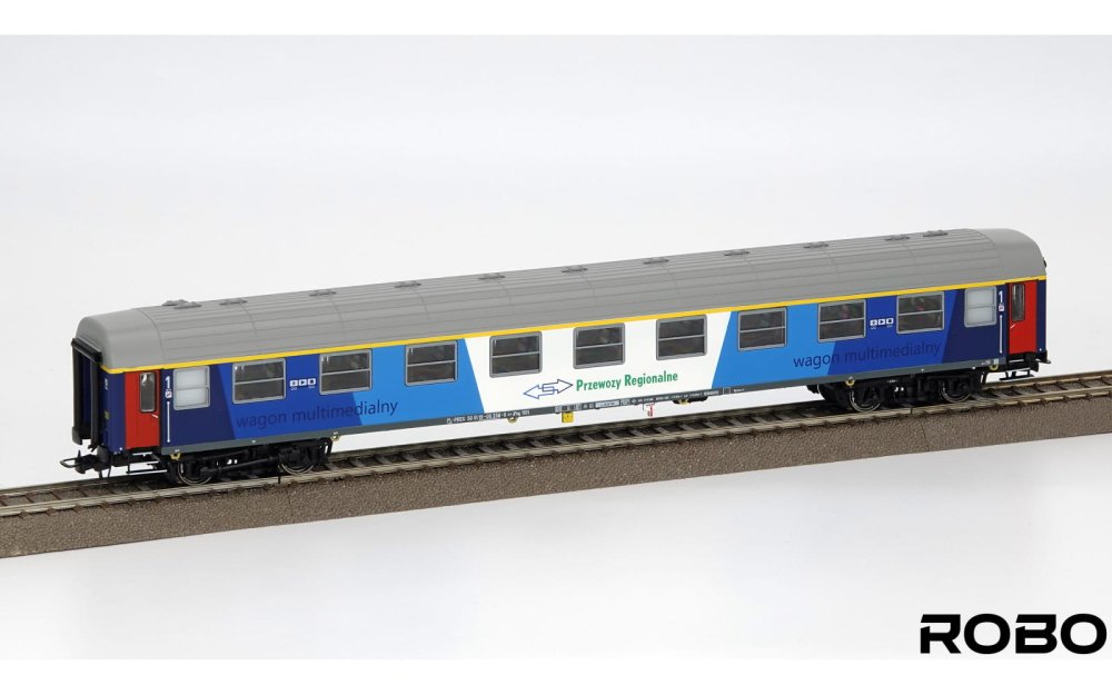 robo-212830-wagon-osobowy-przewozy-regionalne-2-kl-stacja-olsztyn-wagon-multimedialny.jpg