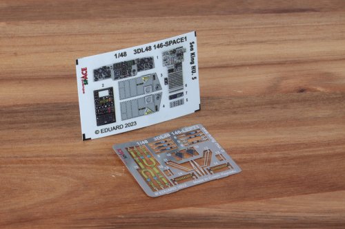 Przejdź do produktu Eduard 3DL48146 - 1:48 Sea King HU.5 Space 3D Decals + PE