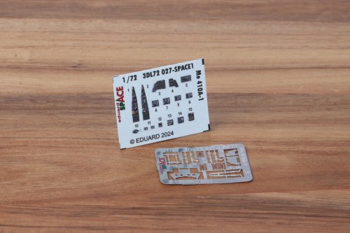 Przejdź do produktu Eduard 3DL72027 - 1:72 Me 410A-1 Space 3D Decals + PE