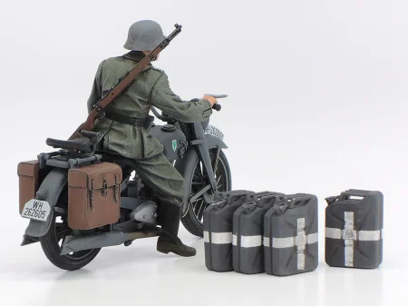 Tamiya-25209 (4).jpg
