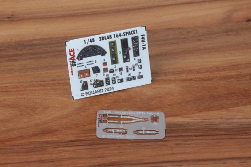 Przejdź do produktu Eduard 3DL48164 - 1:48 F4U-1A Space 3D Decals + PE
