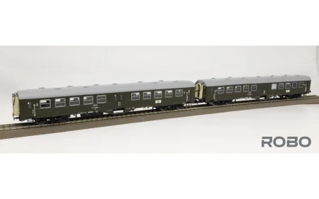 robo-300011-zestaw-2-wagonow-2-klasy-stacja-bialogard-ryflak-modele-z-oswietleniem-wnetrza.jpg