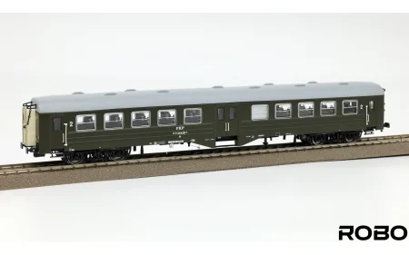 robo-352041-ryflak-pkp-2kl-stacja-stalowa-wola-rozwadow-model-z-oswietleniem-wnetrza.jpg