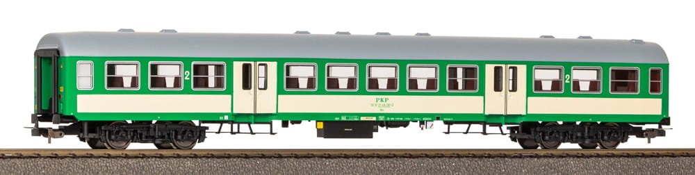 piko-96662-wagon-pasażerski-pkp-120a.jpg